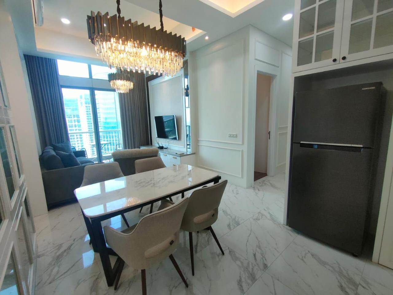 Super Penthouse Stmoritz Apartment, Lippomall Puri Indah Jacarta Exterior foto